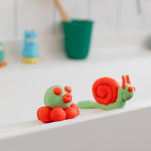 Load image into Gallery viewer, Bath &amp; Shower Dough Set &#39;&#39;Plataploof&#39;&#39; Green / Red
