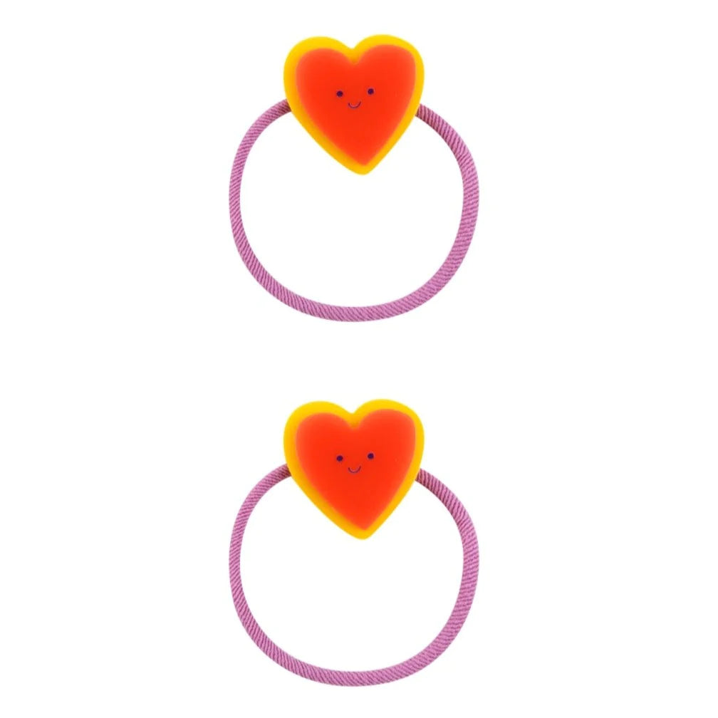 Gummi-Haargummis in Form eines kleinen Herzens