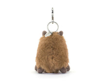 Lade das Bild in den Galerie-Viewer, Jellycat &#39;&#39;Clyde Capybara Taschenanhänger&#39;&#39;
