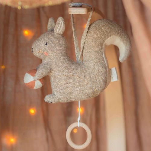 Music Mobile, Scully the Squirrel