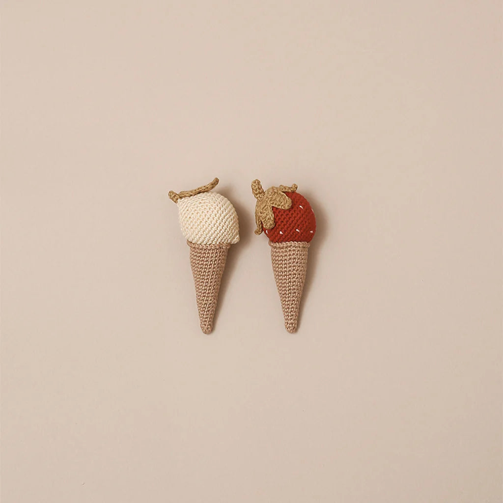 Erdbeer-Eiscreme-Rassel