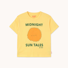 Load image into Gallery viewer, Tiny Cottons T Shirt &#39;&#39;Sun Tales&#39;&#39;

