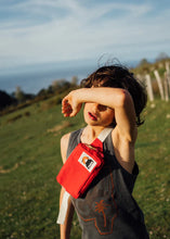 Lade das Bild in den Galerie-Viewer, YKRA Gürteltasche Mini &#39;&#39;Rot&#39;&#39;
