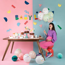 Load image into Gallery viewer, Latex Balloons, Set of 5 &#39;&#39;Baby Love&#39;&#39; Nude
