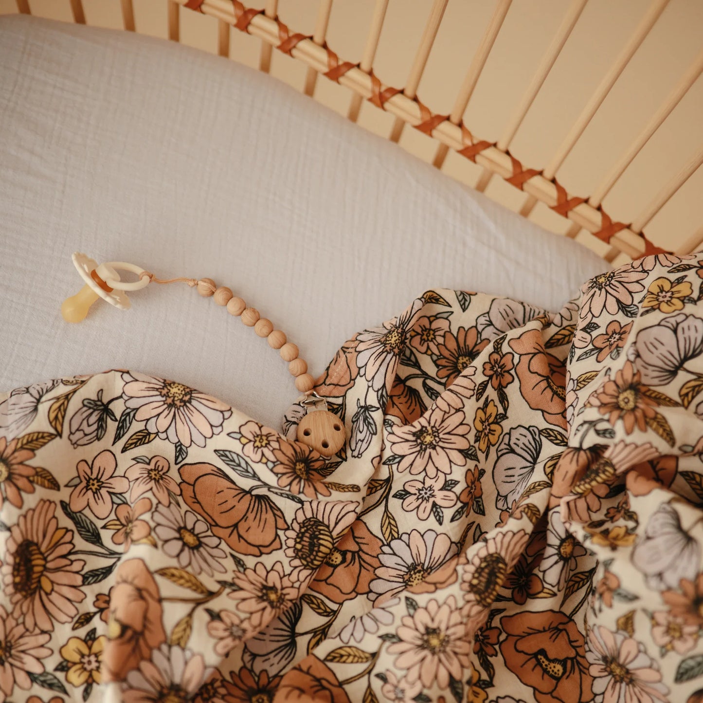 Swaddle Organic Muslin Cloth ''Retro Flowers''