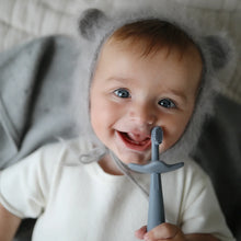 Load image into Gallery viewer, Star Training Toothbrush &#39;&#39;Tradewinds&#39;&#39;

