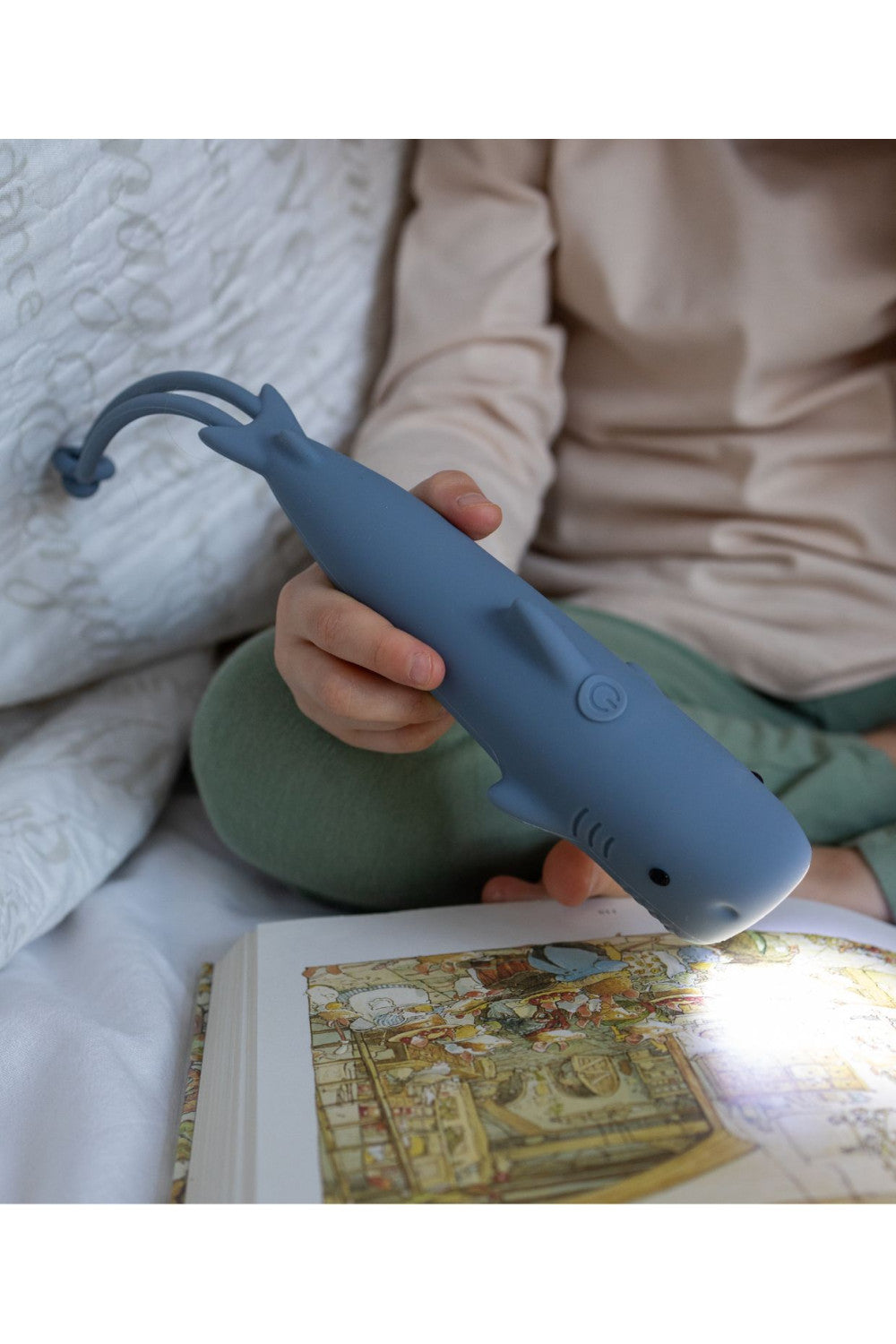 Flashlight, Sharky