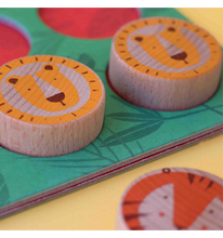 Lade das Bild in den Galerie-Viewer, Holzspiel „Tic Tac Toe“
