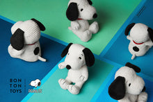 Load image into Gallery viewer, Snoopy Sitting Corduroy Cream, Soft Toy, 19cm
