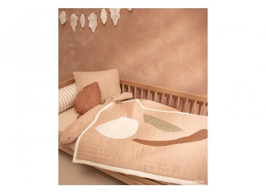 Steppdecke / Wandbehang „Tulpe“