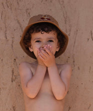 Load image into Gallery viewer, Asnou Bucket Hat &#39;&#39;Ping Pong&#39;&#39;
