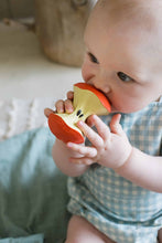Load image into Gallery viewer, Teether &amp; Bath Toy &#39;&#39;Pepa the Apple&#39;&#39;

