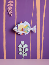Lade das Bild in den Galerie-Viewer, &#39;&#39;Picasso Fisch&#39;&#39; 3D Wandbehang
