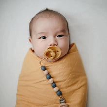 Load image into Gallery viewer, Swaddle Organic Muslin Cloth &#39;&#39;Fall Yellow&#39;&#39;
