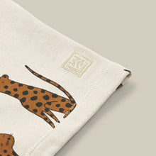 Lade das Bild in den Galerie-Viewer, Sweatshorts „Leopard“, Bio-Baumwolle

