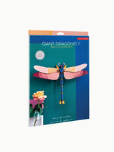 Lade das Bild in den Galerie-Viewer, 3D Wanddeko &#39;&#39;Rosa Libelle&#39;&#39;
