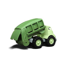 Lade das Bild in den Galerie-Viewer, Green Toys &#39;&#39;Recycling Truck&#39;&#39; 100% recycelt
