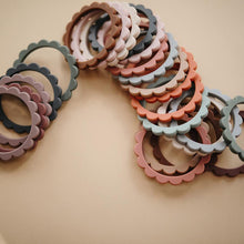 Load image into Gallery viewer, Flower Teether Bracelets &#39;&#39;Cambridge Blue, Clementine, Natural&#39;&#39;
