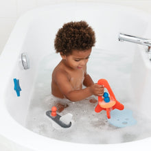 Load image into Gallery viewer, Bath Toy Set &#39;&#39;To The Moon and Back&#39;&#39;
