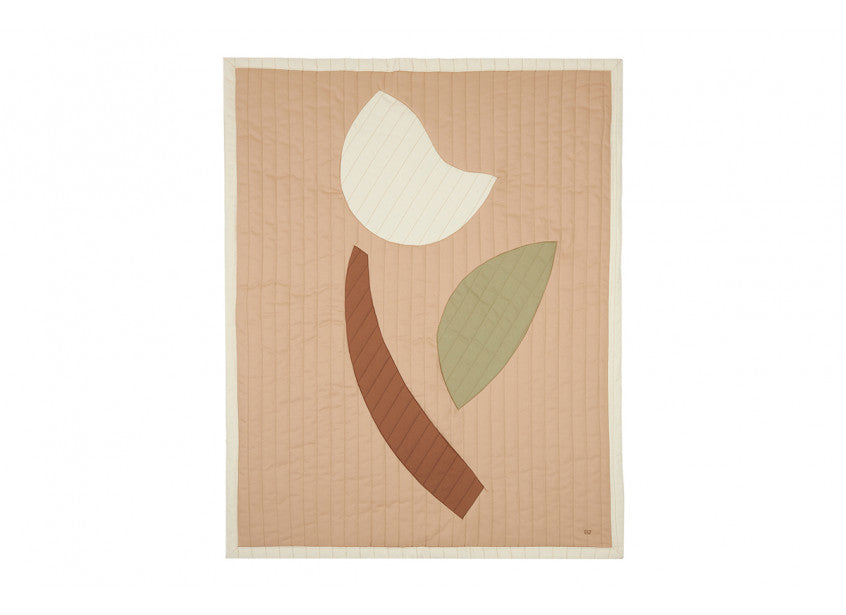 Quilt Blanket / Wall Hanging ''Tulip''