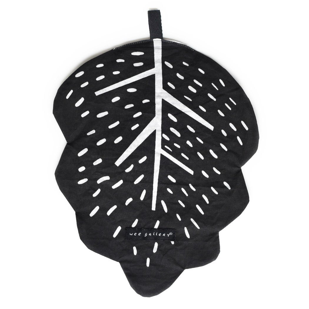 Organic Crinkle Toy ''Leaf''
